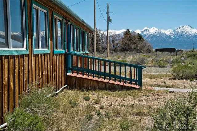 77 E 10th Street Moffat, CO 81143