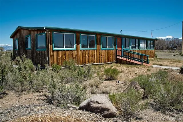 77 E 10th Street Moffat, CO 81143