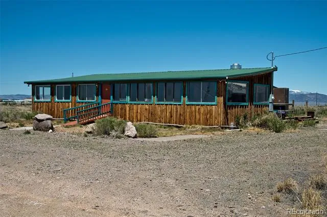77 E 10th Street Moffat, CO 81143