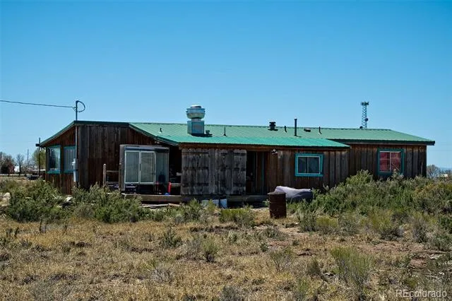 77 E 10th Street Moffat, CO 81143