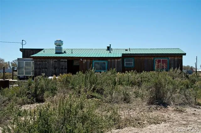 77 E 10th Street Moffat, CO 81143