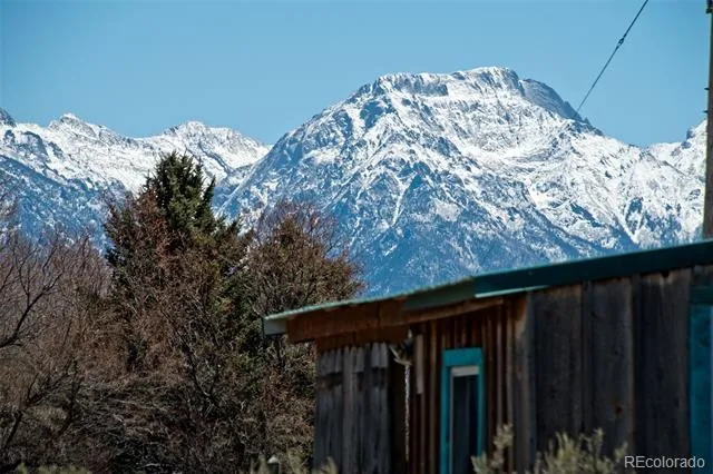 77 E 10th Street Moffat, CO 81143