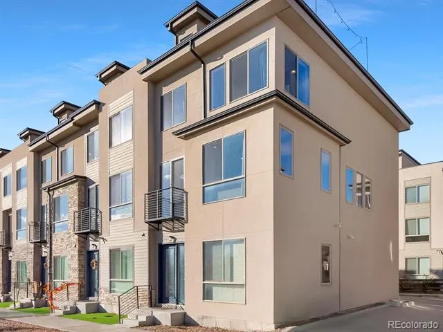 1939 Eaton Street Lakewood, CO 80214