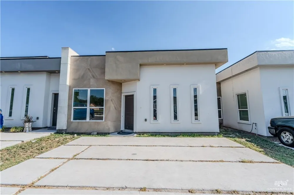 401 2 1/2 STREET La Joya, TX 78560