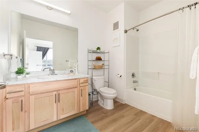 5702 Central Park Boulevard #306 Denver, CO 80238
