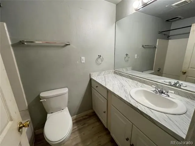 1590 Clinton Street #4 Aurora, CO 80010