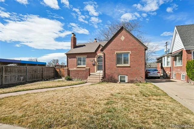 1525 Holly Street Denver, CO 80220
