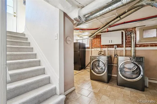 1525 Holly Street Denver, CO 80220