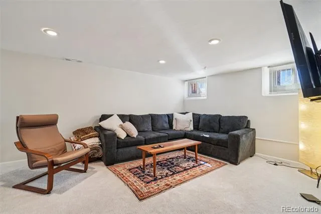 1525 Holly Street Denver, CO 80220