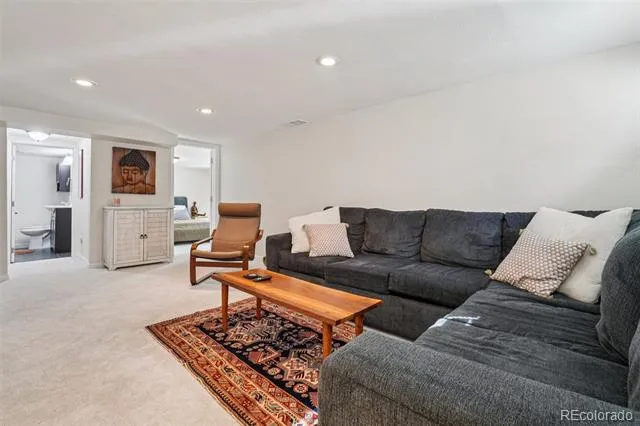 1525 Holly Street Denver, CO 80220