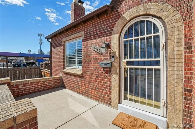 1525 Holly Street Denver, CO 80220