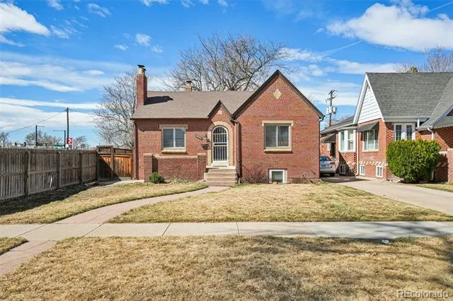 1525 Holly Street Denver, CO 80220