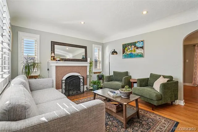 1525 Holly Street Denver, CO 80220