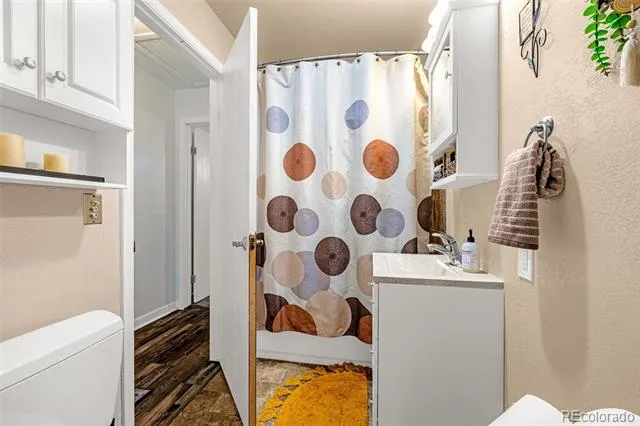 11966 E Maple Avenue Aurora, CO 80012