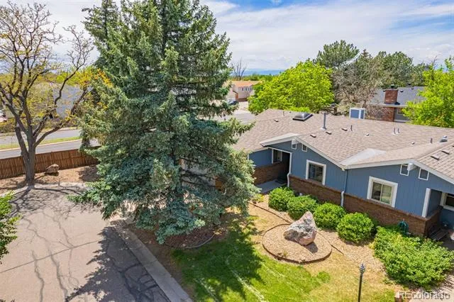 11966 E Maple Avenue Aurora, CO 80012