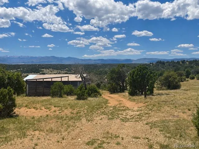 2041 Comanche Drive Walsenburg, CO 81089