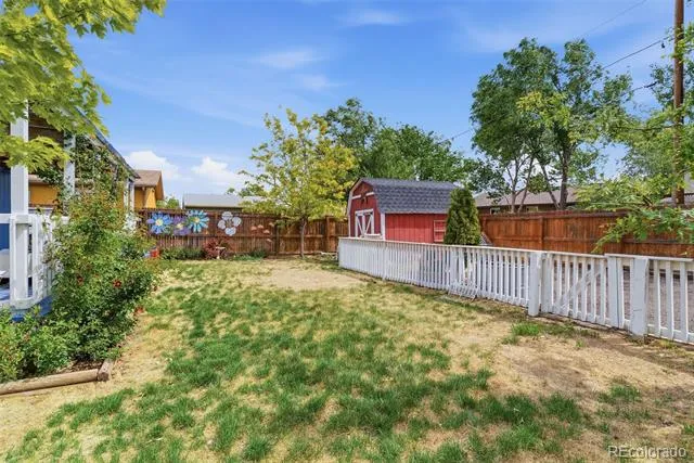 110 Dahlia Street Hudson, CO 80642