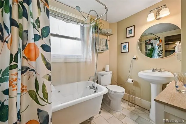 1646 High Street Denver, CO 80218