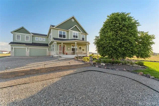 881 Kirby Court Watkins, CO 80137