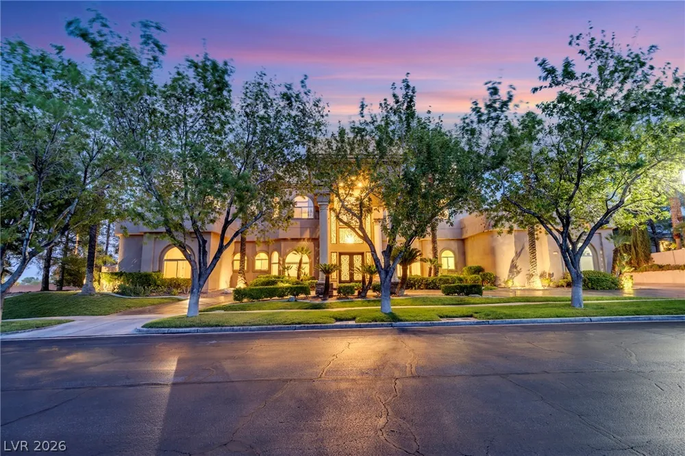 1008 Trophy Hills Drive Las Vegas, NV 89134