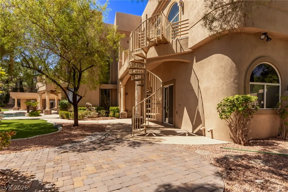 1008 Trophy Hills Drive Las Vegas, NV 89134