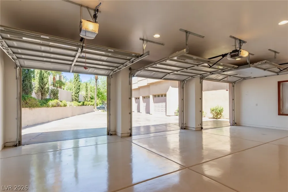 1008 Trophy Hills Drive Las Vegas, NV 89134