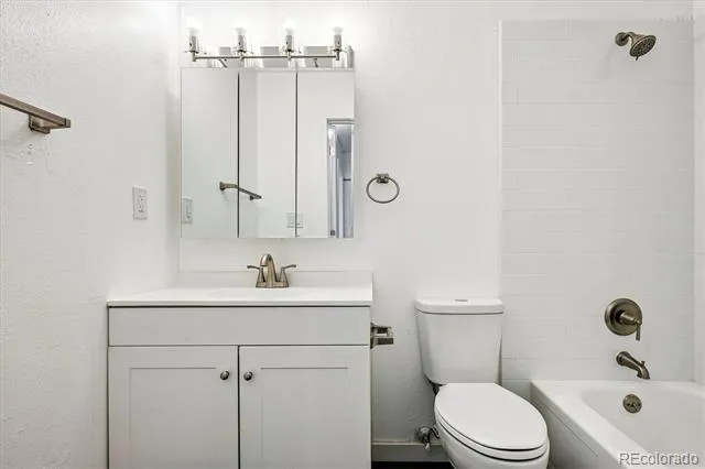 7309 W Hampden Avenue #4802 Lakewood, CO 80227