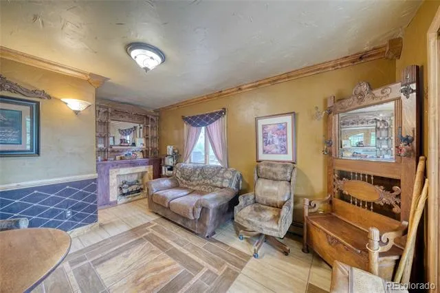 2283 CO RD 323 Westcliffe, CO 81252