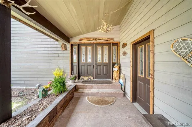 2283 CO RD 323 Westcliffe, CO 81252