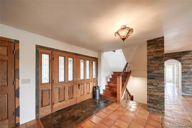 2283 CO RD 323 Westcliffe, CO 81252