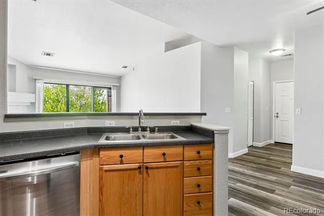 7388 S Alkire Street #305 Littleton, CO 80127