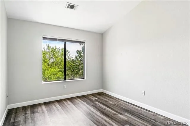 7388 S Alkire Street #305 Littleton, CO 80127