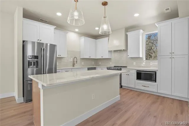7 Noyer Court Colorado Springs, CO 80906