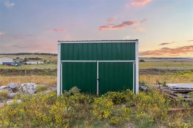 22685 Cow Circle Ramah, CO 80832