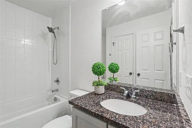 4403 Picadilly Court Aurora, CO 80019
