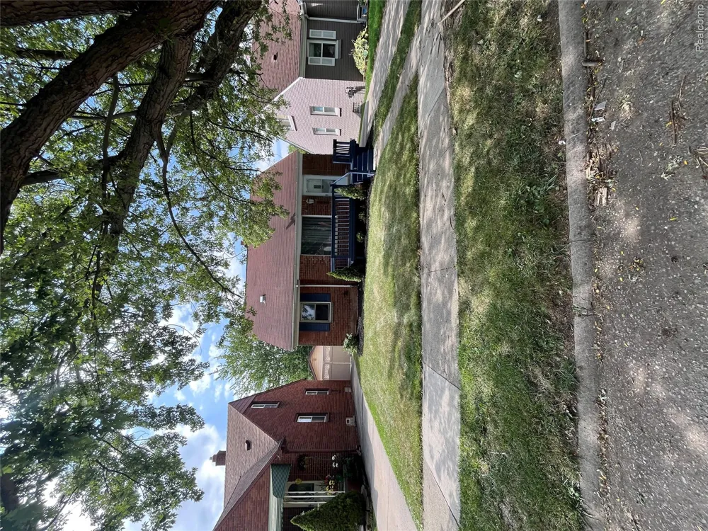 1640 18th Street Wyandotte City, MI 48192