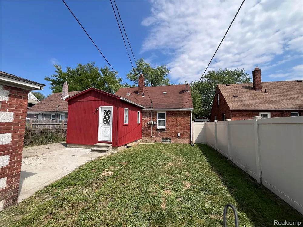 1640 18th Street Wyandotte City, MI 48192