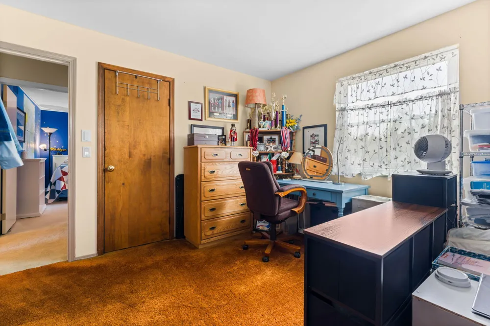 7490 Ledgewood Drive Tyrone Township, MI 48430
