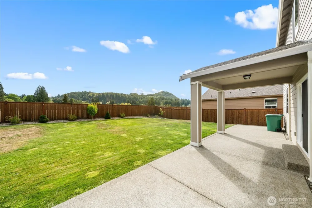 451 Jasmine Lane Enumclaw, WA 98022