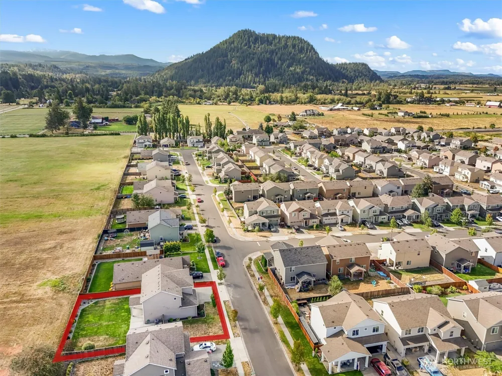 451 Jasmine Lane Enumclaw, WA 98022