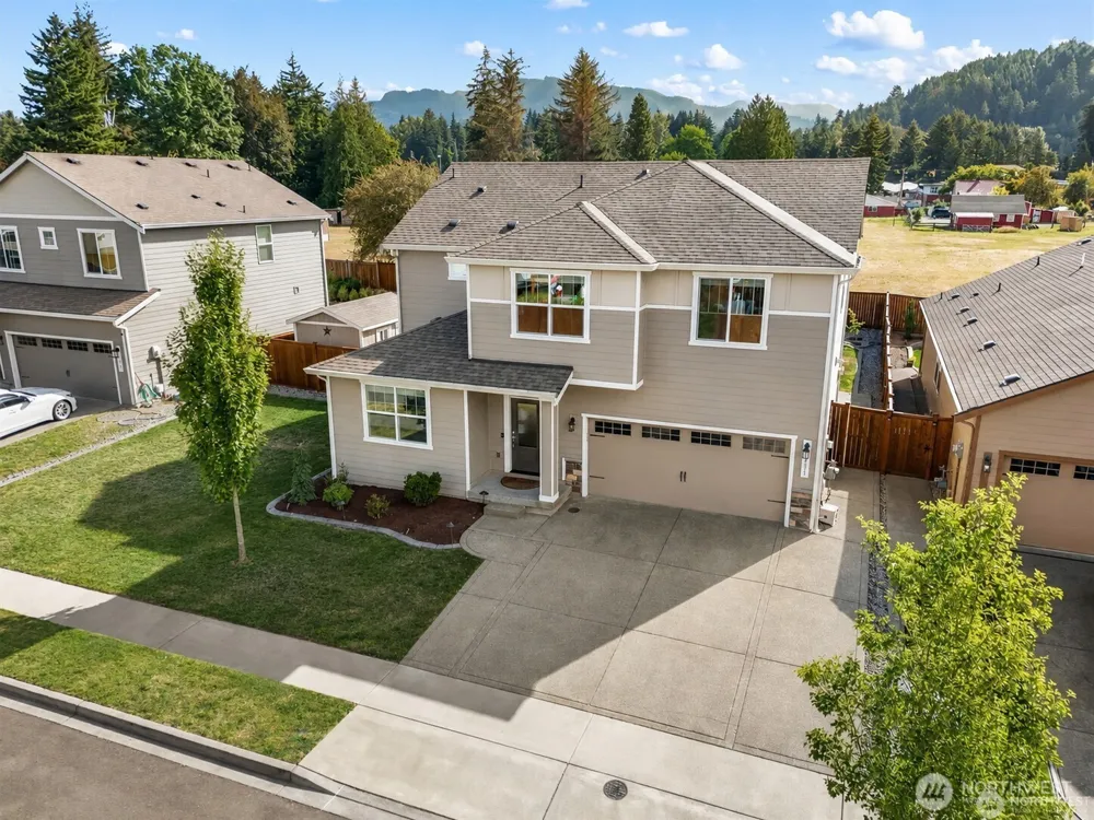 451 Jasmine Lane Enumclaw, WA 98022