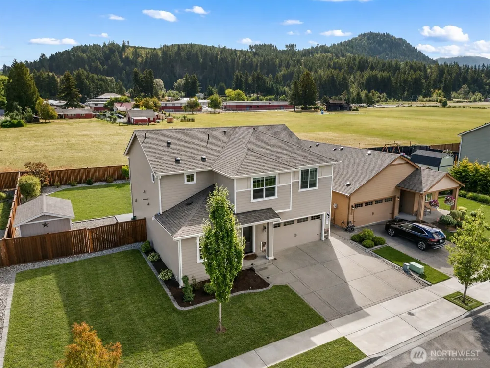 451 Jasmine Lane Enumclaw, WA 98022