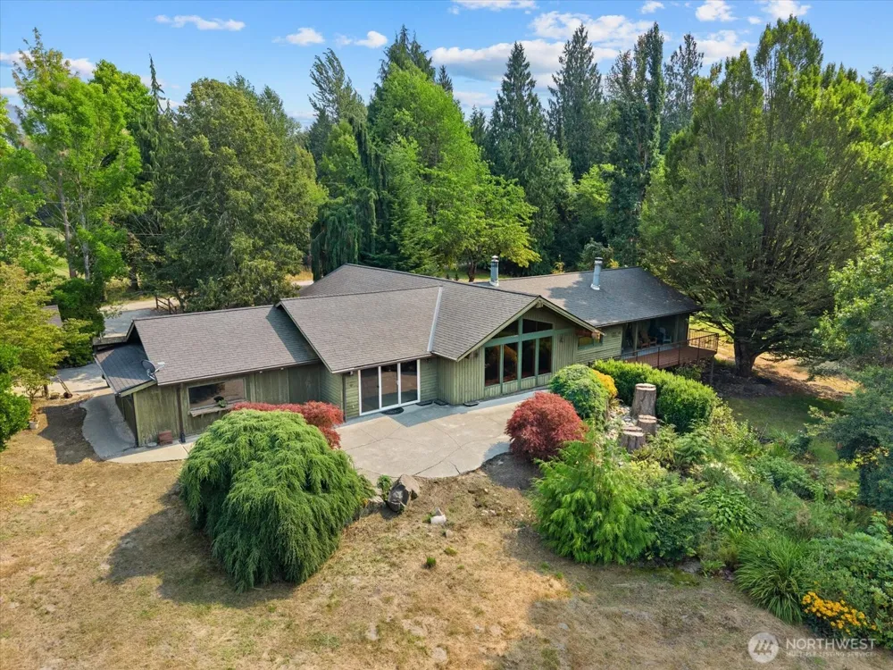 26929 115th Avenue NE Arlington, WA 98223