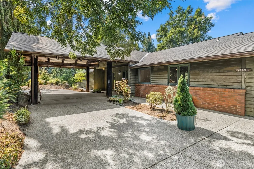 26929 115th Avenue NE Arlington, WA 98223