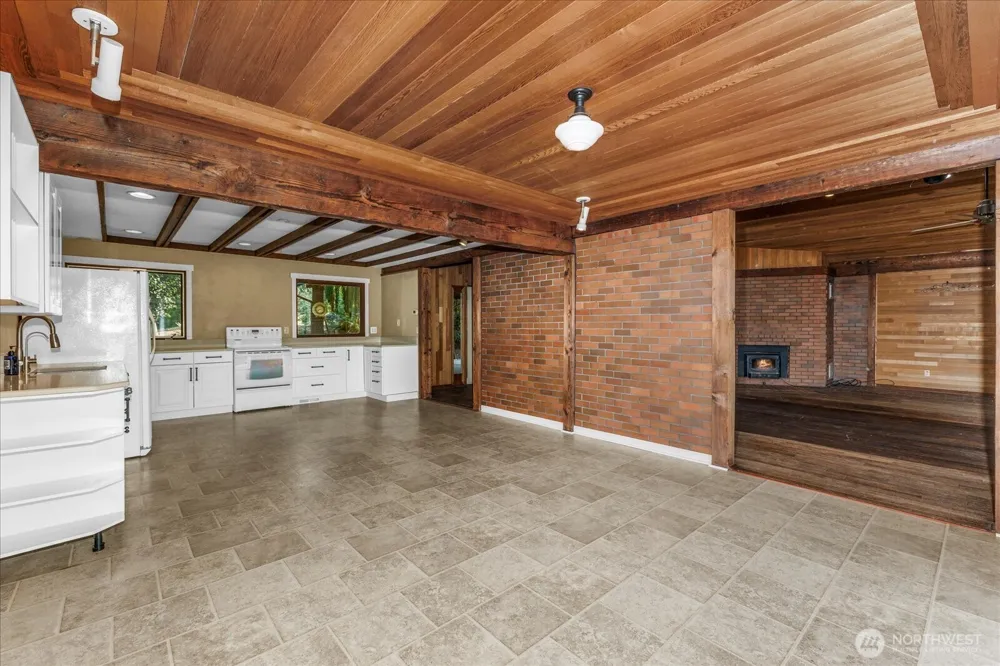 26929 115th Avenue NE Arlington, WA 98223