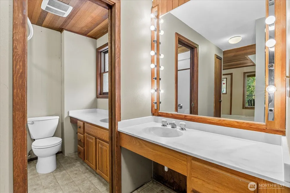 26929 115th Avenue NE Arlington, WA 98223