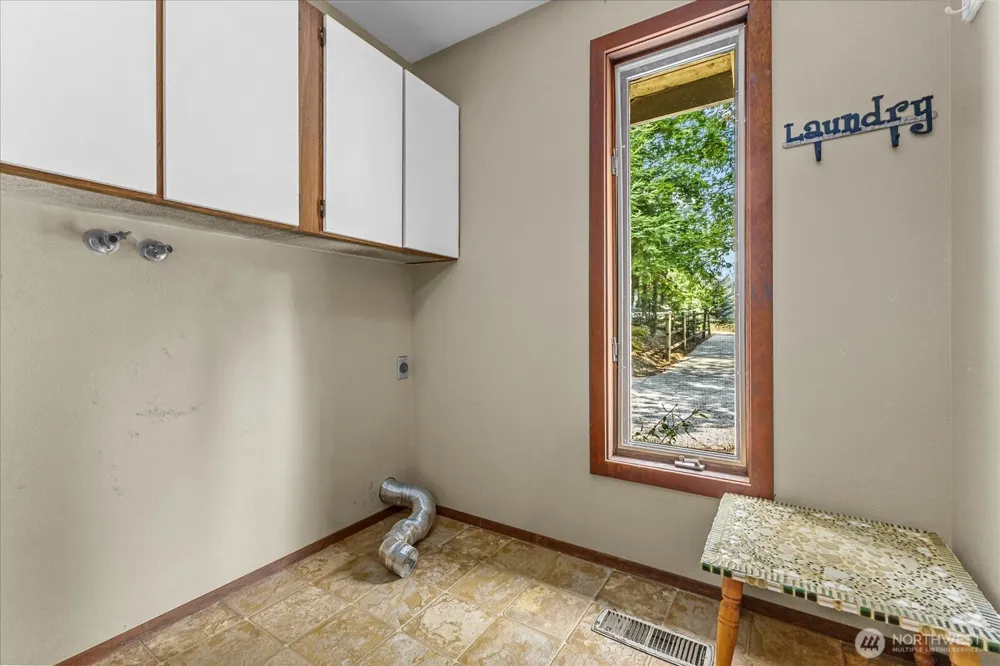 26929 115th Avenue NE Arlington, WA 98223