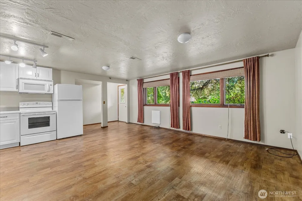 26929 115th Avenue NE Arlington, WA 98223