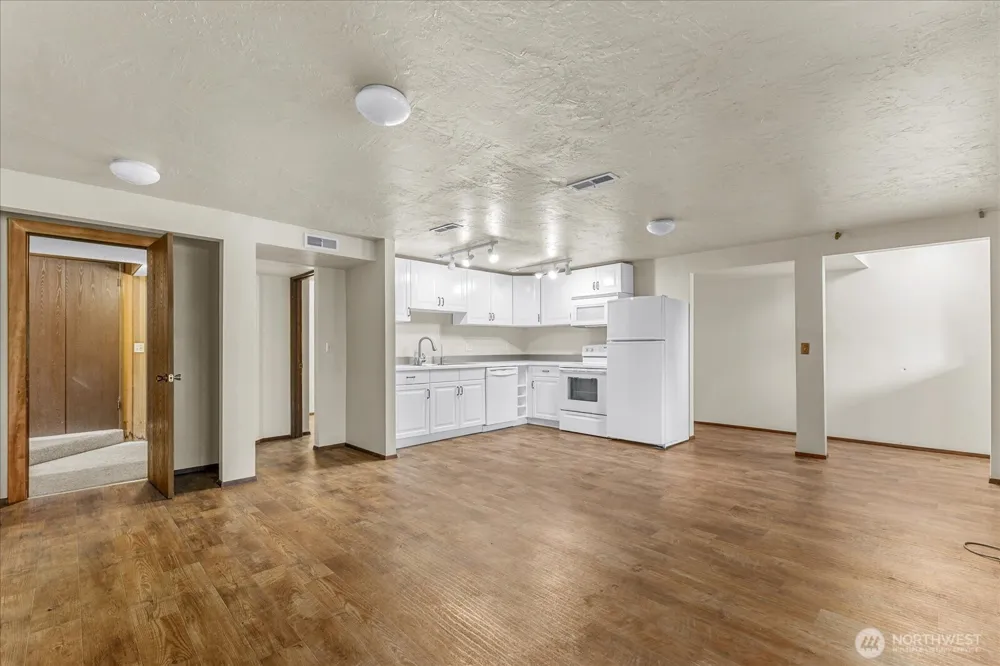 26929 115th Avenue NE Arlington, WA 98223