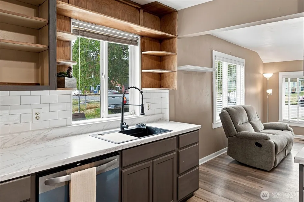 270 23rd Avenue Longview, WA 98632